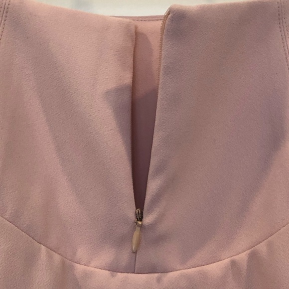 3/$25 ⭐️Pink skirt (skort) - Picture 4 of 5